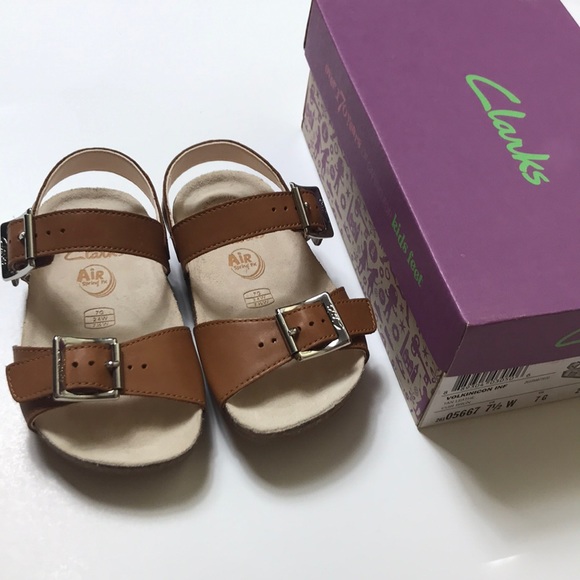 clarks childrens sandals sale